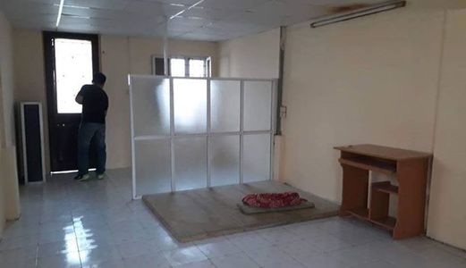 Chính Chủ Bán Gấp Nhà Riêng Huỳnh Cung Thanh Trì 36 M2 X 4 Tầng, Dân Trí Cao. 0902139199