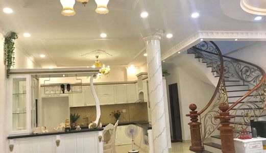 Biệt Thự Tân Cổ Điển Siêu Đẹp Góc 2 Mặt tiền Đường 7M, đường Phạm Văn Hai. Diện tích: 104M2 Giá 18.5 Tỷ