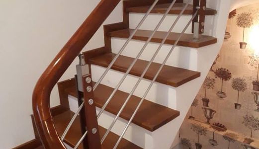 Bán Gấp Nhà Cực Đẹp Võ Thị Sáu, 40M2 x 5 Tầng, Ngõ Ô Tô, Giá 5.5 Tỷ.