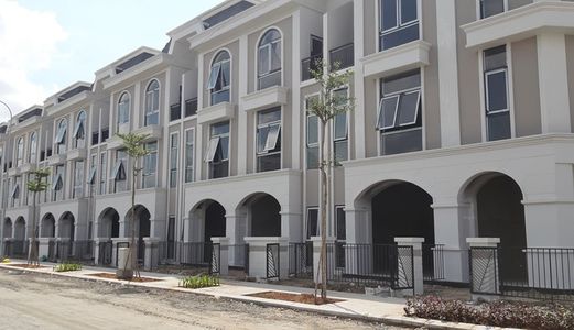 Nhà Đang Cho Thuê, Đã Có Sổ, Sang Tên Liền