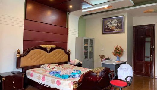 Bán Nhà Mặt Phố Quận Thanh Xuân, Kinh Doanh Sầm Uất, 90M2, Giá 16 Tỷ