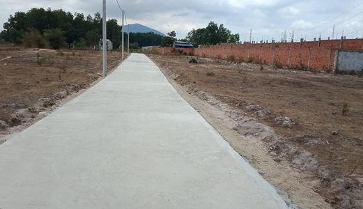 Cần Ra Gấp 2 Lô Đất Nền Trong Tuần Này