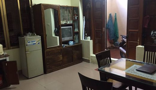 Bán Nhà Khu Phân Lô, Ngõ Thông, Mặt Tiền 8M, Cách Phố 50M Tại Hào Nam. Giá 6.9 Tỷ.