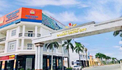Nhà Phố Mặt Tiền Đường Ql13 Tại Khu Đô Thị Golden Center City  