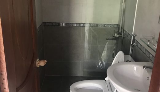 Cần Vốn Làm Ăn Bán Gấp Nhà Đẹp Khu Tái Định Cư. Diện tích 5X18M. 1 Trệt, 2 Lầu, sân thượng. Giá Chốt Nhanh 8.35 Tỷ.