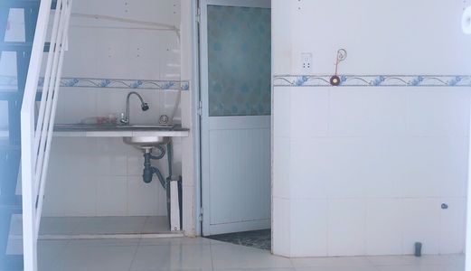 Bán Nhà Hẻm 160 Nguyễn Văn Quỳ. Căn Góc. Diện tích 4X4M. 1 Trệt, 1 Lầu. Giá 820 Triệu.