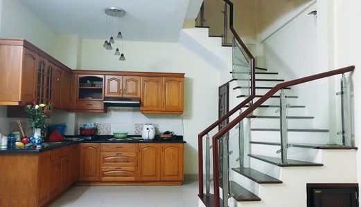 Bán Gấp Nhà Khu Vực Bạch Mai, 32M2 Chỉ 2 Tỷ 8, Liên Hệ 0813155555