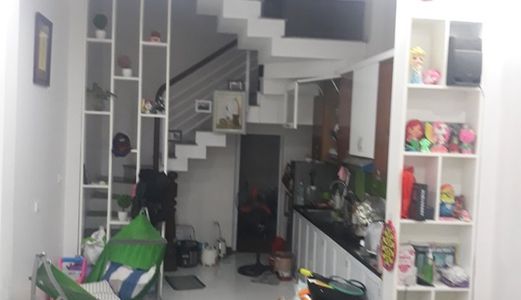 Cần Bán Nhà Đẹp Khu Nguyễn Khang, 5 Tầng, Giá 3 Tỷ 150 Triệu.