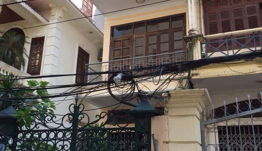 Chính Chủ Cần Bán Nhà Phố Lê Trọng Tấn 72M2 Mặt Tiền 3,7M Ô Tô Vào Nhà