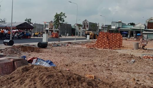 Kẹt Tiền Cần Bán Gấp Đất Tại Dĩ An Giá Chỉ 900 Triệu