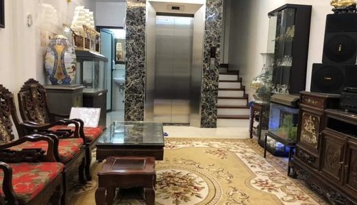 Nhà 6 Tầng Thang Máy Đẹp Như Khách Sạn 5 Sao