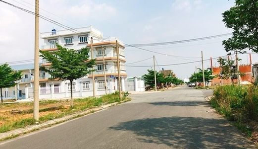 Ngân Hàng Thanh Lý Gấp 15 Nền Đất Khu Dân Cư Tên Lửa 2. Hạ Tầng Hoàn Thiện, Thổ Cư 100%.