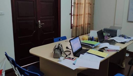 Bán Nhà Dịch Vọng Hậu Ngõ Cực Đẹp 3.9 Tỷ 59M2 5 Tầng Mặt Tiền 4.8M