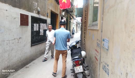 Bán Nhà Chính Chủ, 4 Tầng, Lô Góc Ngõ 72 Nguyễn Trãi, View Royal City! Giá Đẹp 4.2 Tỷ.