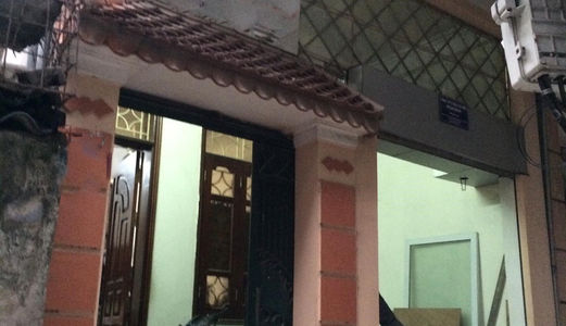 Cần Bán Gấp Nhà Chính Chủ 5 Tầng Nguyễn Lân - Diện tích: 45M2, Mặt tiền: 4.6M, Giá: 4.3 Tỷ