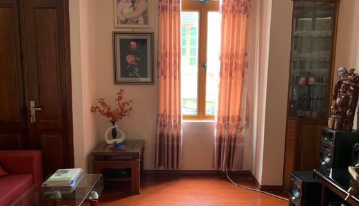 Nhà Tuyệt Đẹp Phố Nguyễn Xiển, 4X40M2, Ô Tô Đỗ Cửa, Chỉ 3.5 Tỷ - 0379.665.681