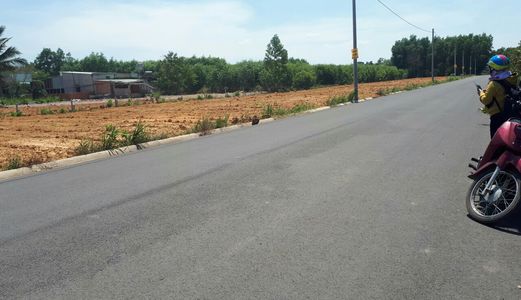 Đất Mặt Tiền Chợ Mới Hóc Môn, Sổ Hồng RIêng, 100M2