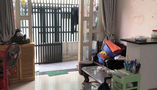 Bán Nhà Sổ hồng riêng Hẻm Phạm Hữu Lầu. Diện tích 4X9.5M. 1 Trệt, 1 Lầu, 2 Phòng ngủ. Giá 3.3 Tỷ.