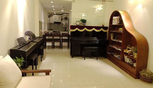 Nhà Tuyệt Đẹp, Phố Nguyễn An Ninh, 70M2, Phân Lô, Ô Tô Đỗ Cửa, Chỉ 5.2 Tỷ, 0379.665.681