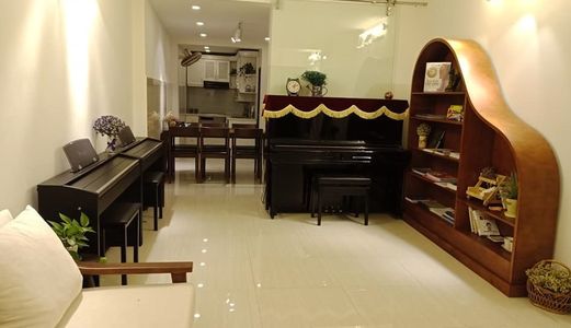 Bán Gấp Nhà Đẹp Phố Trương Định, 65M2, Phân Lô, Ô Tô Đỗ Cửa, Chỉ 5.2 Tỷ, 0379.665.681