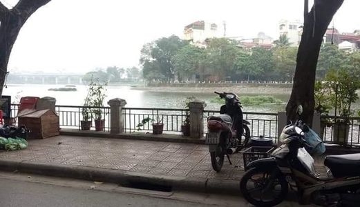 Bán Nhà Mặt Phố Mai Anh Tuấn, View Hồ, 2 Vỉa Hè, 42M, 5 Tầng, 8 Tỷ