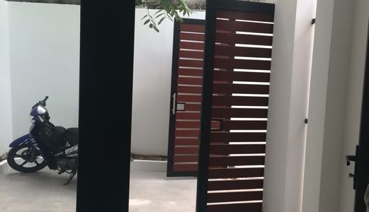 Nhà 2 Tầng Xây Kiểu Hiện Đại Dành Cho Hộ Gia Đình Mới