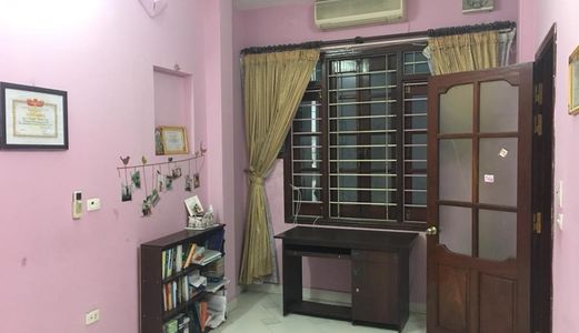 Bán Nhà Cù Chính Lan, 42M X 4Tầng, Mặt Tiền 6.4M, Giá 4.1 Tỷ.