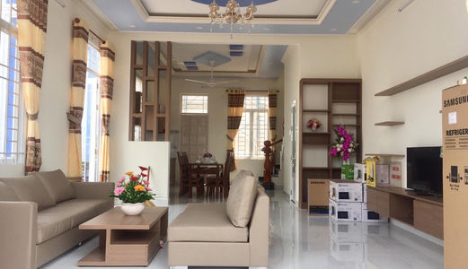 Bán Nhà Phố Bến Cát Mặt Tiền Đường 2/9 Có Hổ Trợ Ngân Hàng