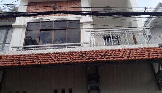 Bán Hoặc Cho Thuê Biệt Thự Mini Ngay Ngã Tư Phú Nhuận