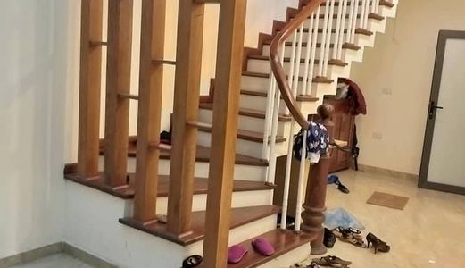 Kinh Doanh Hay Ở Đều Quá Được, Vỉa Hè Rộng, 13 Tỷ
