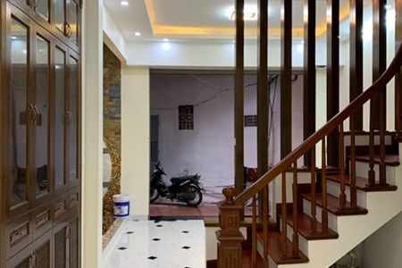 Nhà Hoàng Mai 55M2, 5Tầng Ngõ Rộng,3 Gác Đua Nhau Nhà Đẹp Nội Thất Vip Chủ Tặng. 2.85 Tỷ