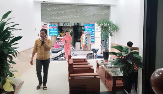 Bán Nhà Đẹp 44M2, 5 Tầng, Ô Tô Đỗ Cửa, Phố Núi Trúc, Giá 6,2 Tỷ. 