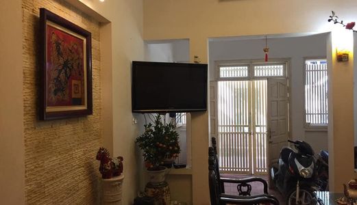 Chính Chủ Bán Nhà 41M2,ngõ Rộng 4 Làn Ô Tô,dân Trí Cao, Âu Cơ,tây Hồ