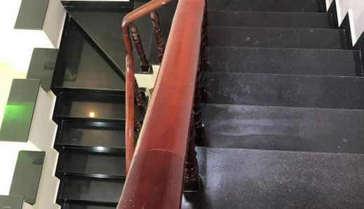 Bán Nhà Gấp Trả Nợ Ngân Hàng , Dt 70M2 , Hẻm Xe Hơi 1806 Tt Nhà Bè 