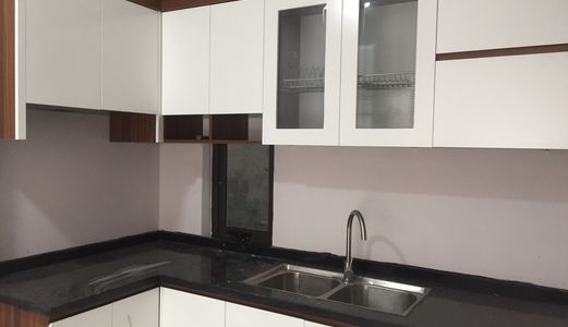 Bán Nhà 5 Tầng Xây Mới Gần Cầu Vĩnh Tuy - Long Biên - Hn . Full Nội Thất Chỉ Việc Xách Vali Về Ở 