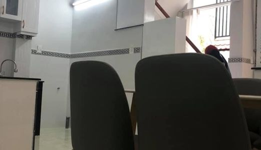 Bán Nhà Đẹp Hẻm 2174 Htp . Dt 5.5X9.5M. 1Tr,1 Lầu ,3Pn. Tặng Nt . Giá 1.85 Tỷ .