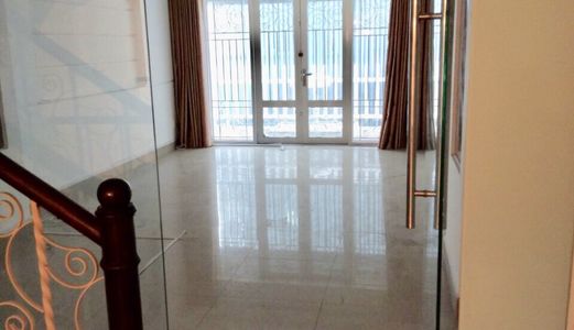 Cho Thuê Nhà Nguyên Căn Khu Công Ích .dt 4X19M. 3 Tầng .đã Gắn 5 Máy Lạnh .giá 20 Tr /tháng .