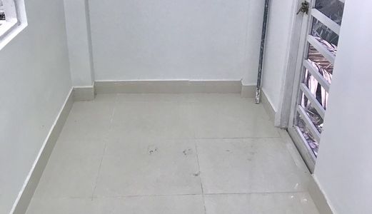 Bán Nhà Hẻm 1627 Huỳnh Tấn Phát /. Diện tích 4X14M. 1Trệt, 1 Lầu Đúc ,st Trước , Sau . Giá 1.75 Tỷ .