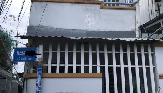 Cho Thuê Nhà nguyên căn phường phú mỹ .Quận 7. Diện tích: 4x12m. .1 trệt ,1 lầu ,2 phòng ngủ rộng ,2 wc.. Giá 6 Tr / Tháng .