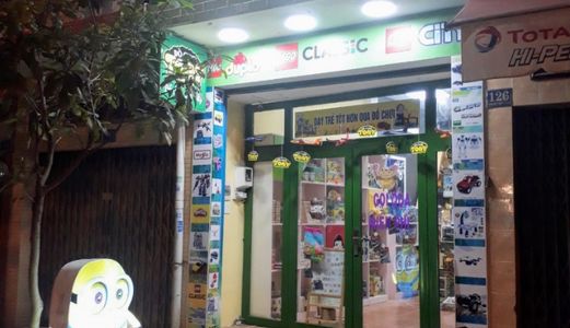 Sang Nhượng Shop Đồ Chơi Cao Cấp Đường Cách Mạng Tháng 8