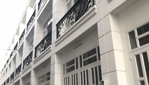 Nhà Kdc Mới 100%, 2 Lầu, Ngay Bến Xe Ngã Tư Ga.lh Chính Chủ: 0899.48.2995.