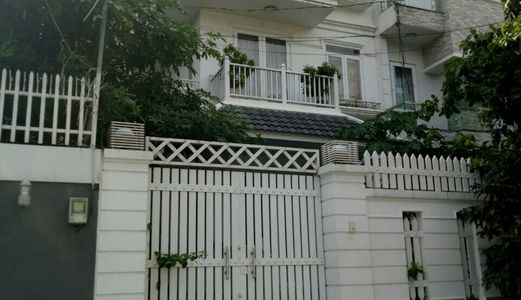 Bán Nhà Mặt Tiền Ngay Trung Tâm Tp Mới