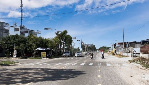 Cần Sang Lại Hai Nền Gốc Dt 5X16 Mặt Tiền Đường Tl10, Csr. Lh: 0972745953 (Chú Anh)