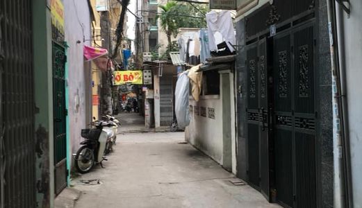 Bán Nhà Lô Góc Kim Ngưu! Dt: 30,5M2, Nhà 5 Tầng, Chỉ Việc Sách Vali Về Ở.