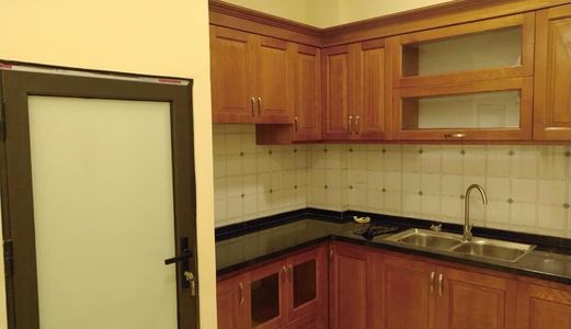 Nhà Ngõ Đẹp Có Lộc Mua Biệt Thự Ở Trương Định, Dt 32M2, 5 Tầng, Giá 2.8 Tỷ