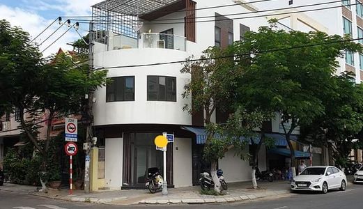 Cho Thuê Nhà 3 Tầng 2 Mặt Tiền Đường  3 Tháng 2 Vi Trí Quá Đẹp