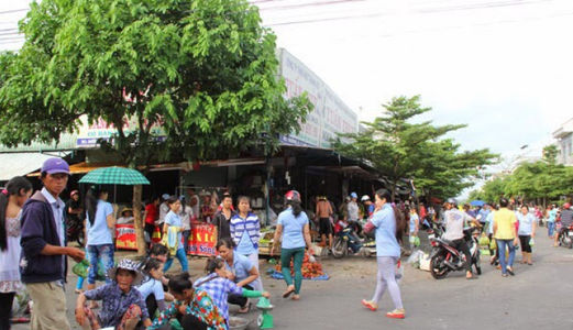 Giá Rẻ Bất Ngờ, Thờ Ơ Là Mất, Cam Kết Mua Là Lời