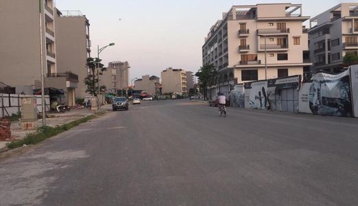 Chính Chủ Bán 2 Ô Đất Cạnh Nhau Khu Trung Tâm Hồng Hải – Hạ Long, 200M2 Sổ Đỏ Gần Quảng Trường 