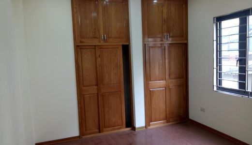 Sốc!! Bán Nhà Ngõ Chùa Quỳnh, Ô Tô, Kinh Doanh Đỉnh, 5.5 Tỷ.0988605241.