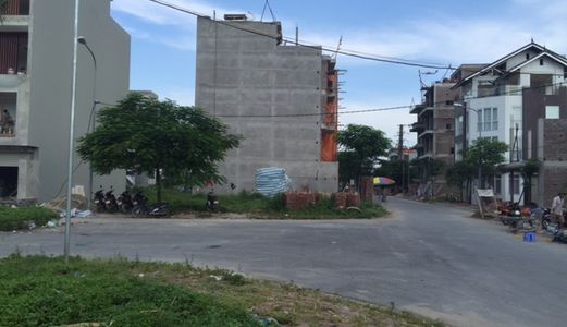 Bán Nhanh 1 Cơ Số Mảnh Đất Đấu Giá, Đất Tái Định Cư Khu Vực Phố - Giang Biên, Phúc Lợi, Việt Hưng